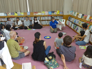 親子で楽しむおはなし会