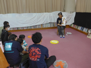 親子で楽しむおはなし会