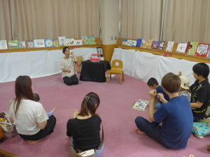親子で楽しむおはなし会