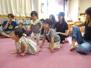 親子で楽しむおはなし会