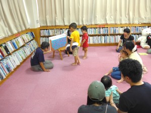親子で楽しむおはなし会