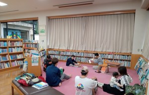 親子で楽しむお話会