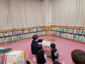 親子で楽しむお話会