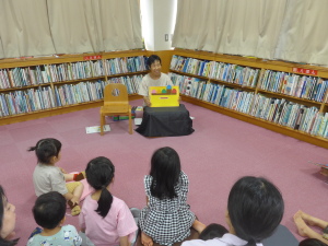 親子で楽しむおはなし会