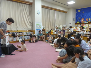 親子で楽しむおはなし会